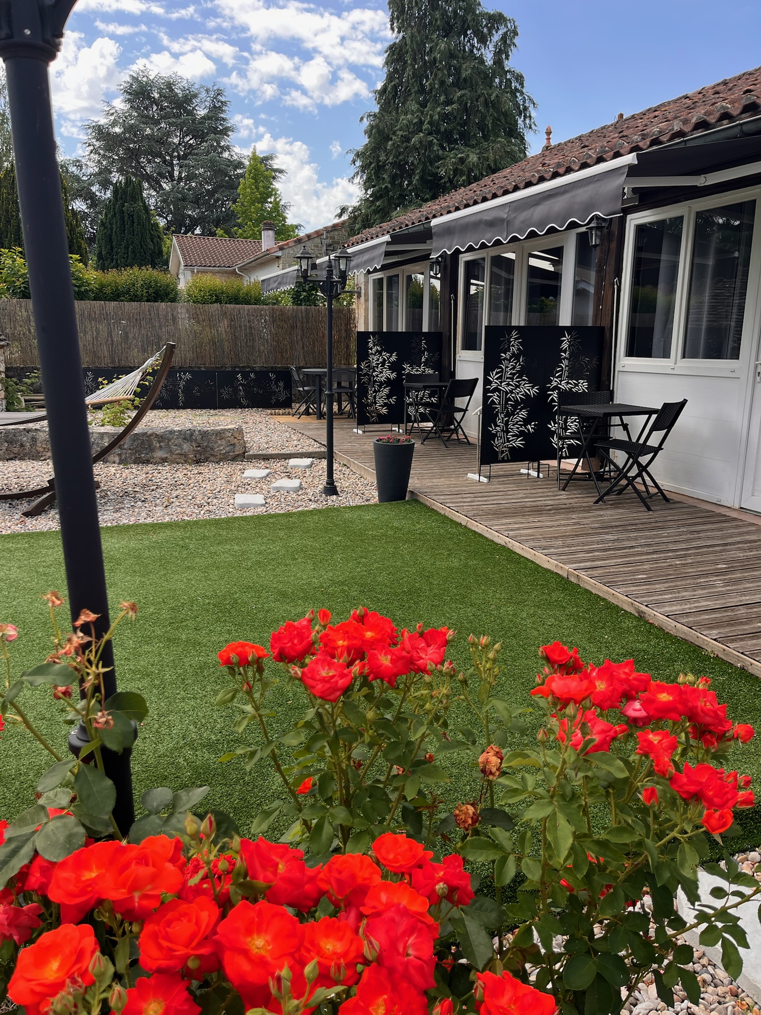 Terrasse ensoleillée