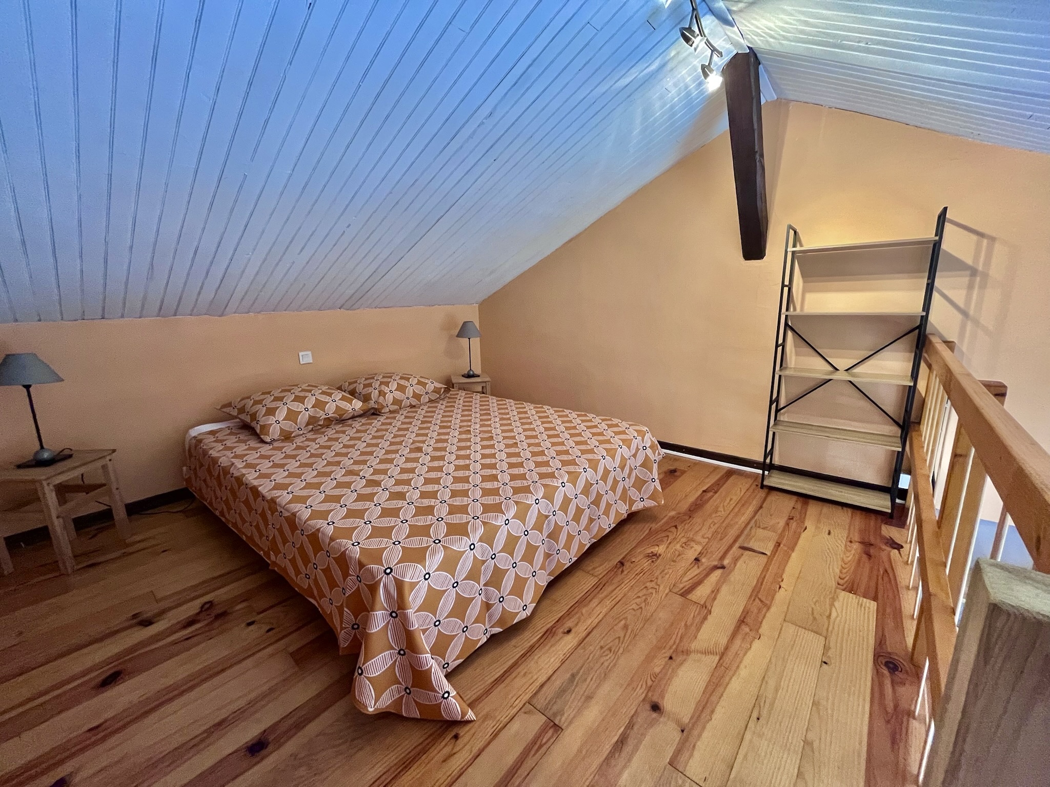 Détail des pierres apparentes authentiques de la bâtisse de 1789